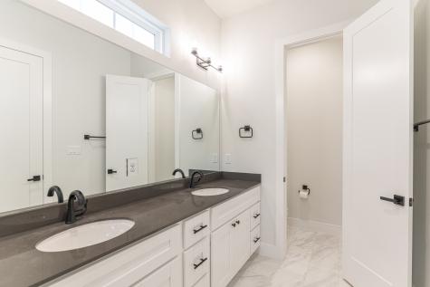 5715 White Magnolia Street Houston TX 77091