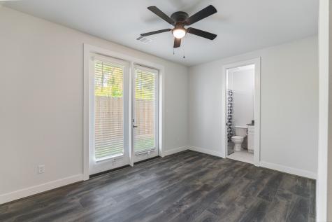 5715 White Magnolia Street Houston TX 77091