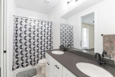 5715 White Magnolia Street Houston TX 77091