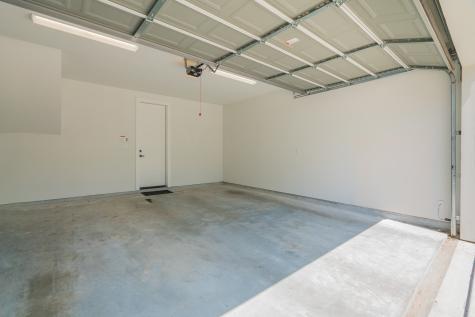 5715 White Magnolia Street Houston TX 77091