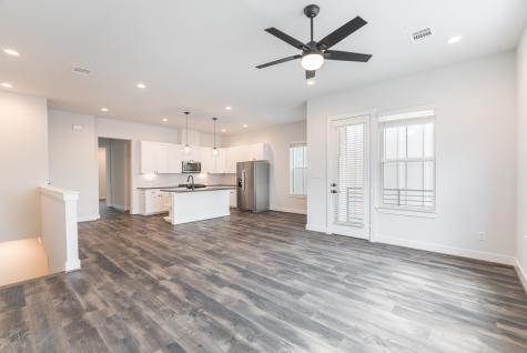 5715 White Magnolia Street Houston TX 77091