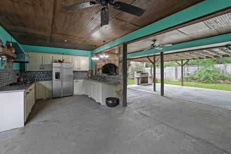 4811 Falvey Street Houston TX 77017