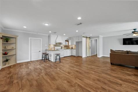 4811 Falvey Street Houston TX 77017