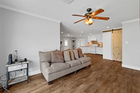 4811 Falvey Street Houston TX 77017