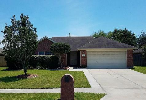 215 Green Isle Avenue Dickinson TX 77539