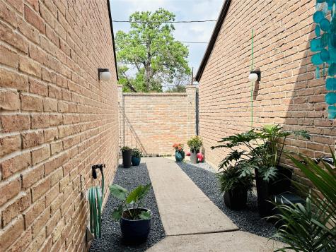 1504 Southmore Boulevard Houston TX 77004