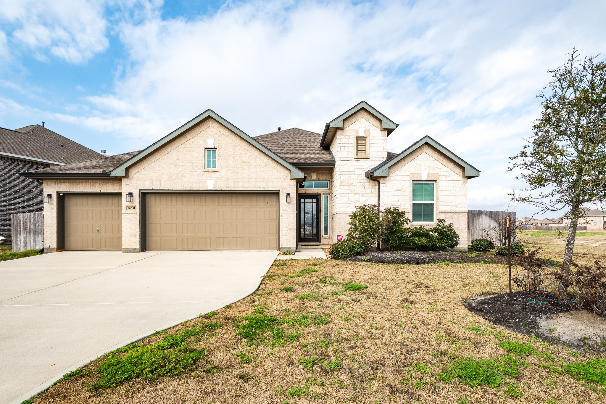 14231 Angelina Drive Baytown TX 77523
