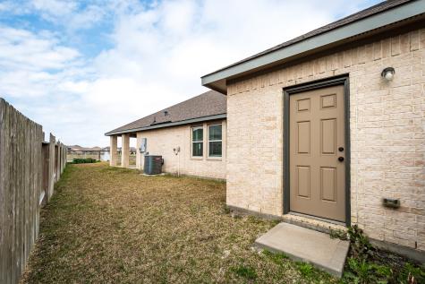 14231 Angelina Drive Baytown TX 77523