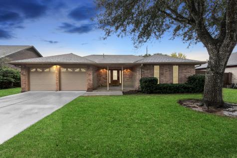2303 Goodrich Street Pearland TX 77581