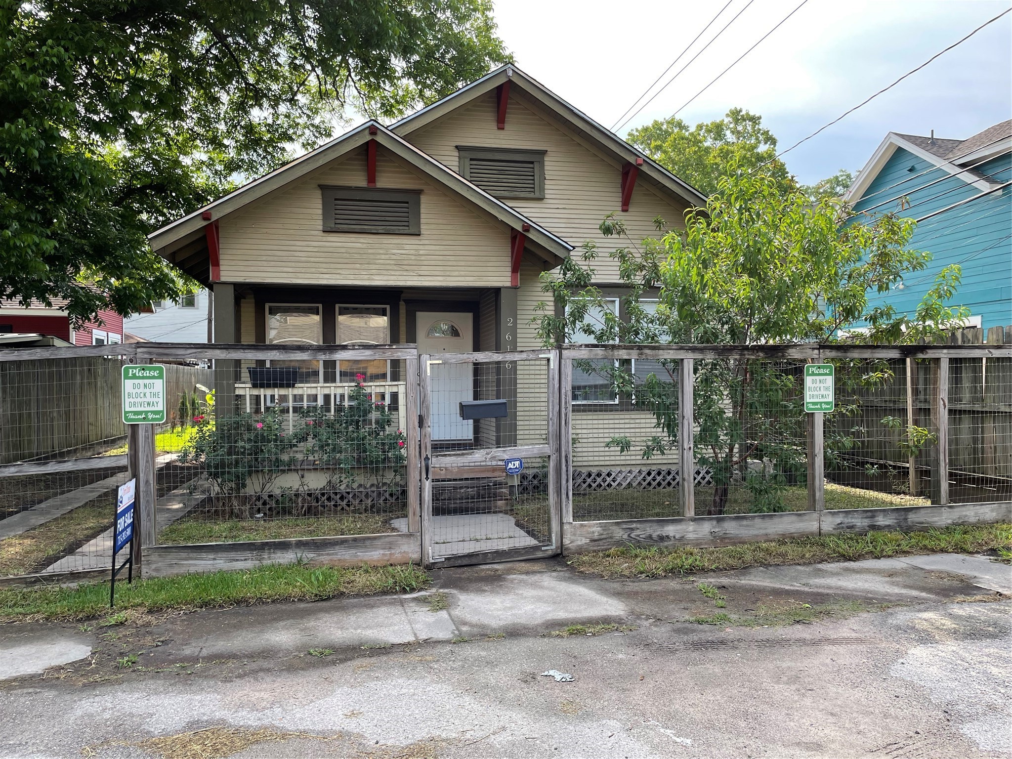 2616 Cornell Street Houston TX 77009