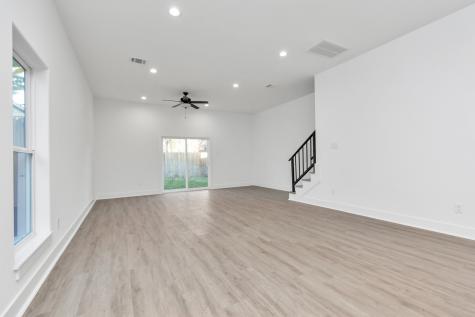 2213 Lee Street Houston TX 77026