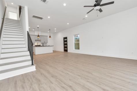 2213 Lee Street Houston TX 77026