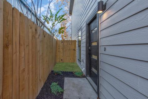 2213 Lee Street Houston TX 77026