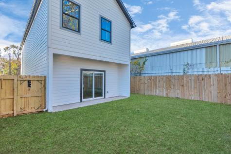 2213 Lee Street Houston TX 77026