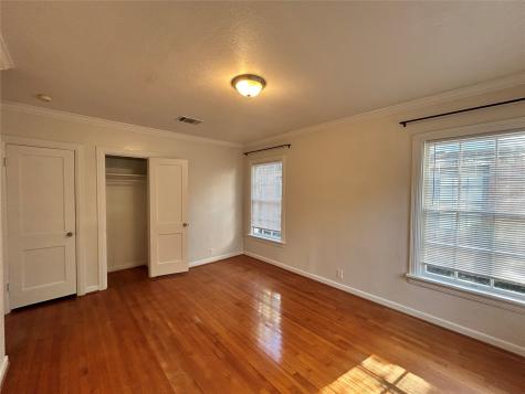 1936 Lexington Street Houston TX 77098