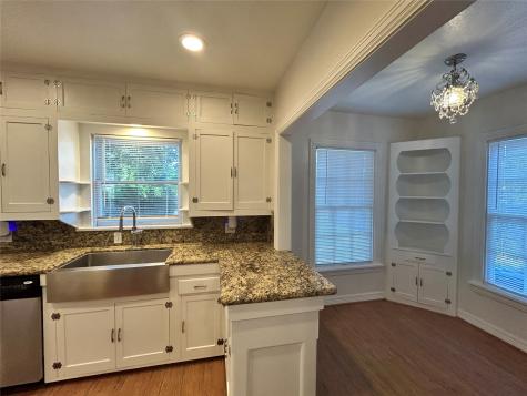 1936 Lexington Street Houston TX 77098