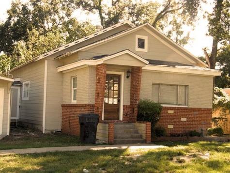 824 W 19th Street Houston TX 77008