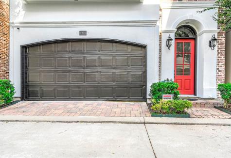 2715 Arabelle Grove Houston TX 77007