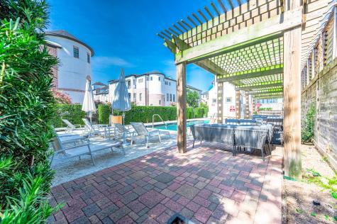 2715 Arabelle Grove Houston TX 77007