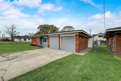 101 28th Street N Texas City TX 77590