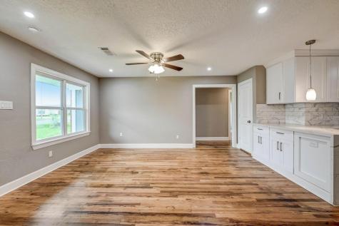101 28th Street N Texas City TX 77590