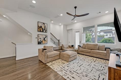 4013 Barnes Street Houston TX 77007