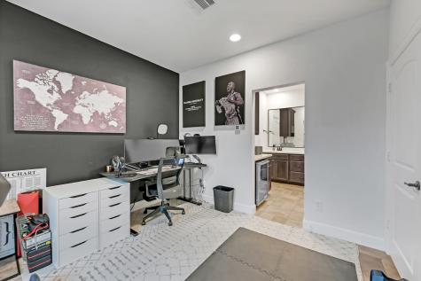 4013 Barnes Street Houston TX 77007