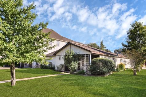 5223 Chestnut Street Bellaire TX 77401