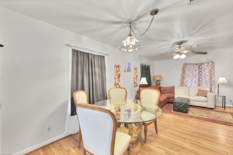 5223 Chestnut Street Bellaire TX 77401