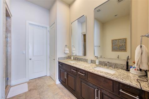6050 Kansas Street Houston TX 77007