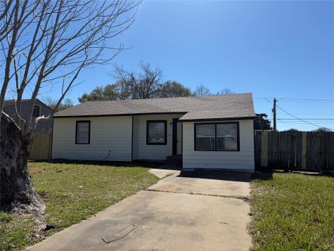 815 17th Avenue N Texas City TX 77590