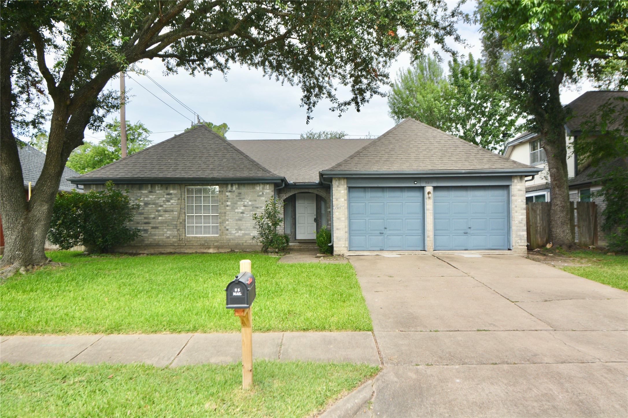2511 Barrington Place Drive Sugar Land TX 77478