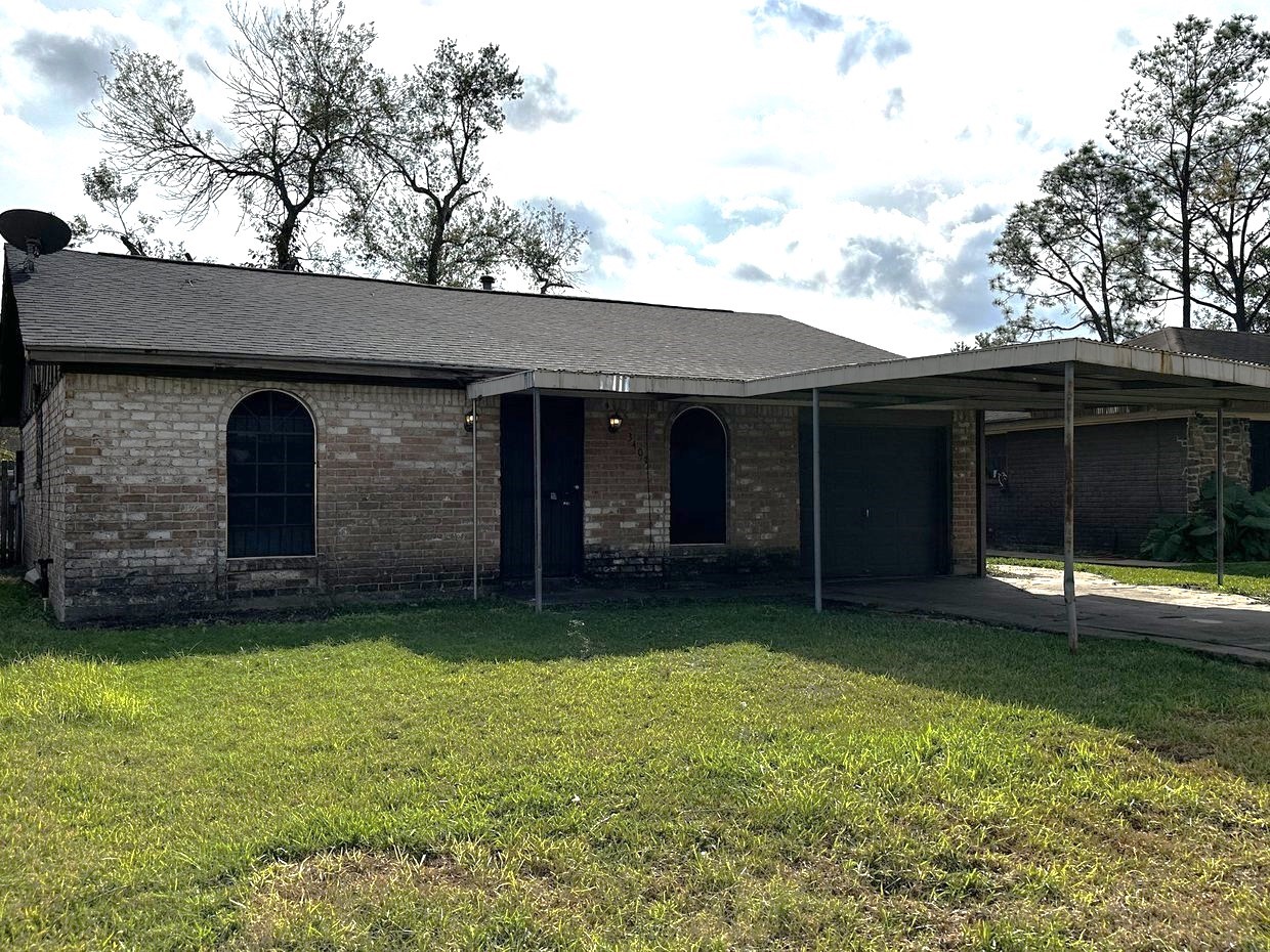 3407 Trail Lake Drive Houston TX 77045