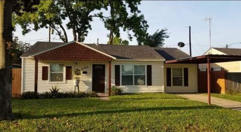 3325 Mccrarey Drive Houston TX 77088