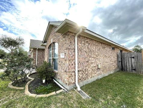 8214 Malin Court Houston TX 77083