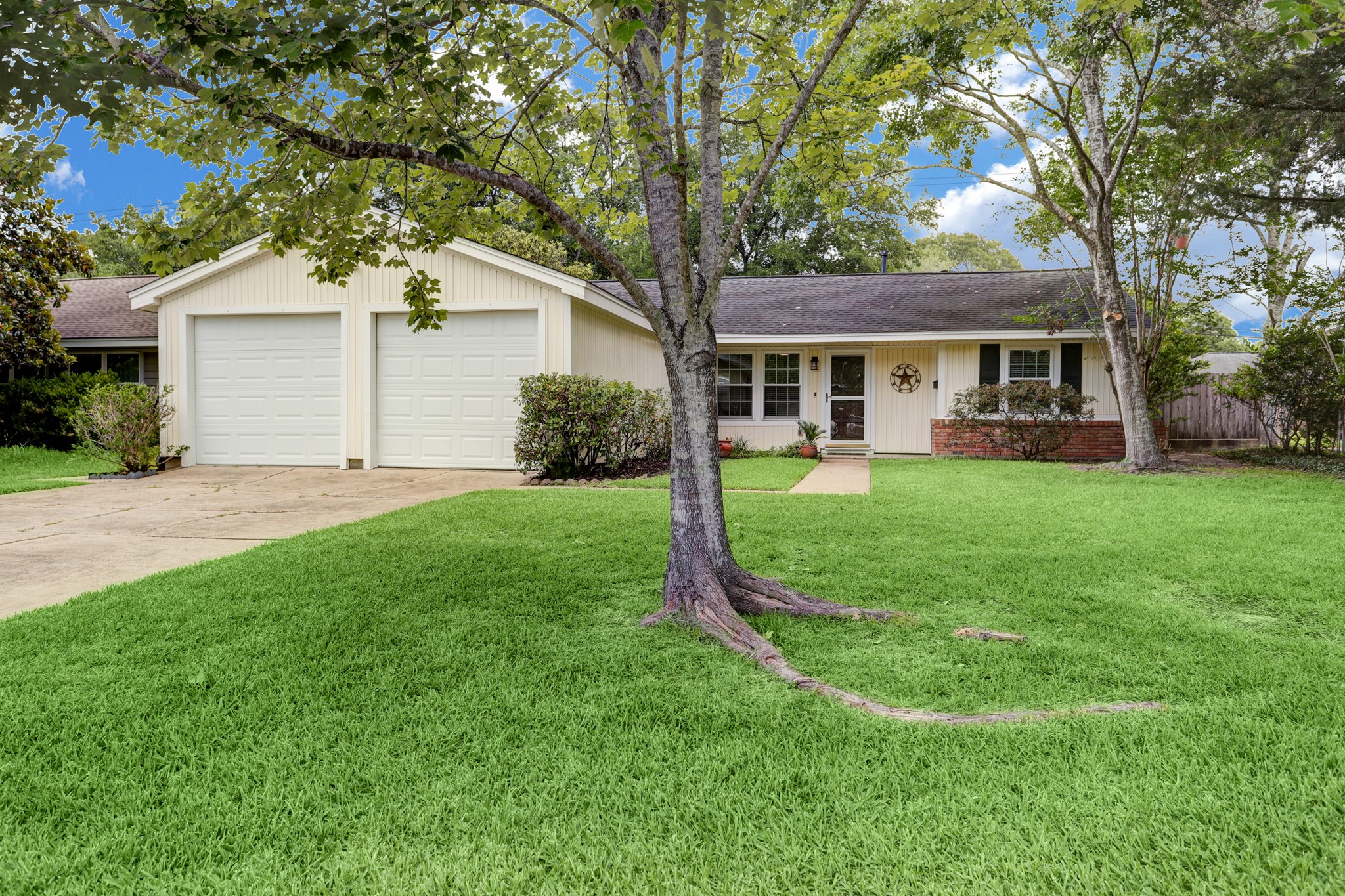 4626 Kingfisher Drive Houston TX 77035