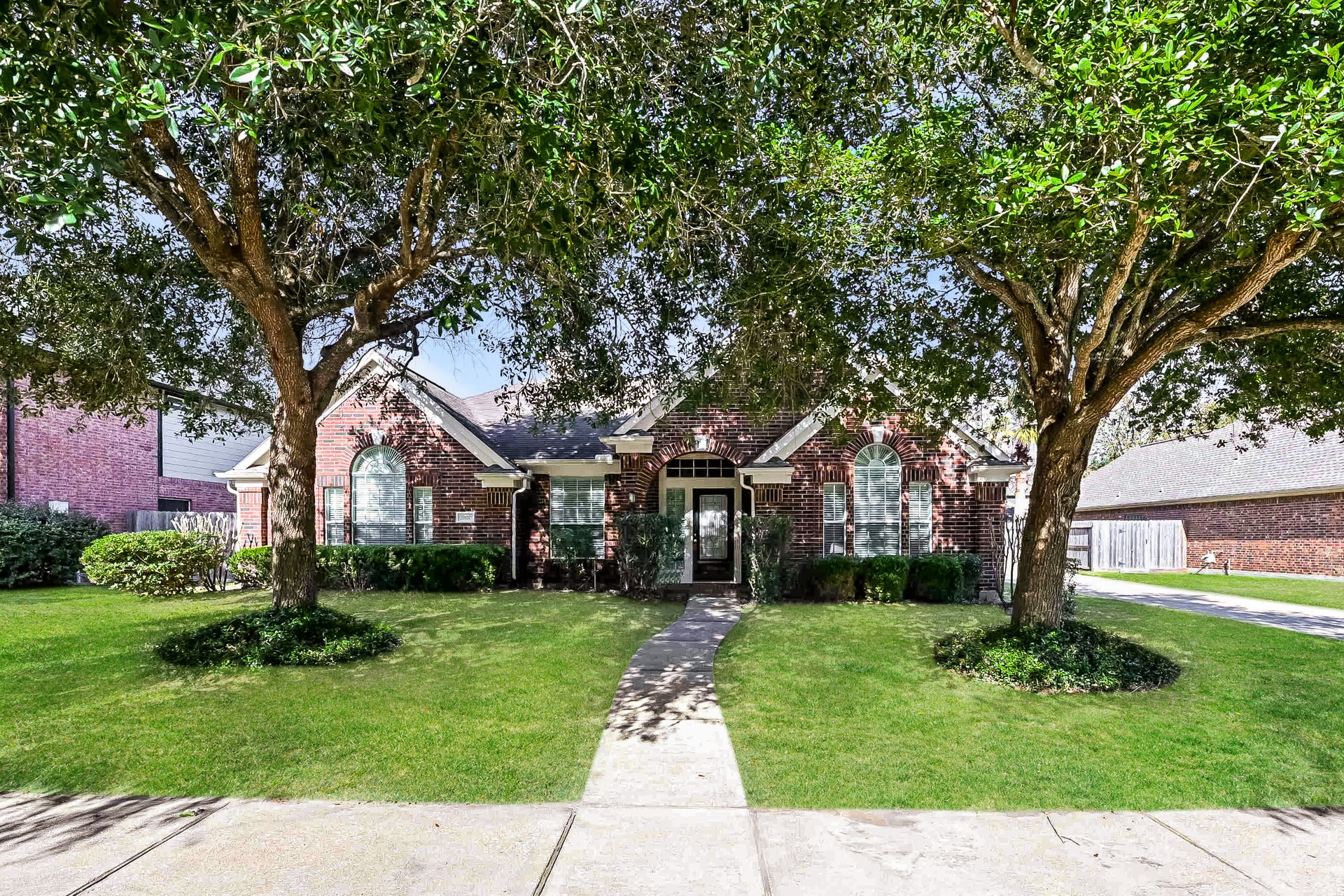2870 Wimbledon Lane Friendswood TX 77546