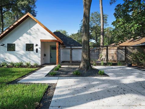 923 Gardenia Drive Houston TX 77018