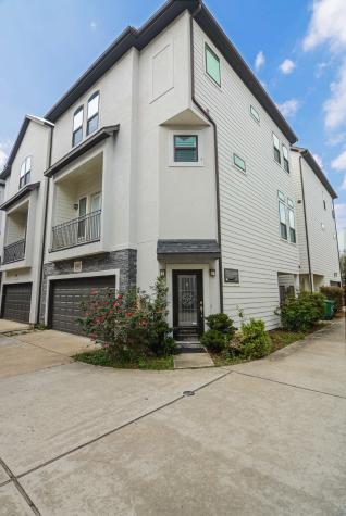 964 W 24th Street Houston TX 77008