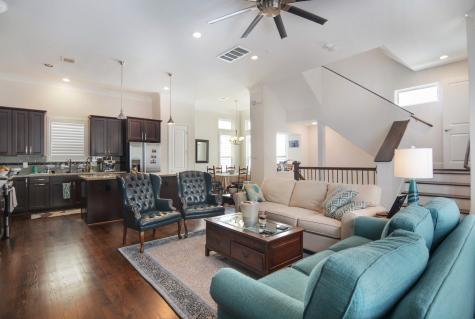 964 W 24th Street Houston TX 77008