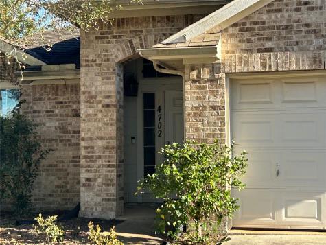 4702 Buescher Court Pearland TX 77584