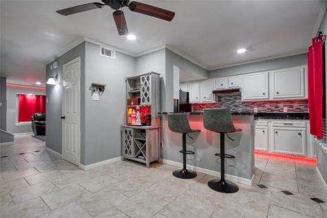 11811 Algonquin Drive Houston TX 77089