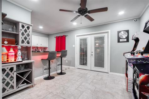 11811 Algonquin Drive Houston TX 77089