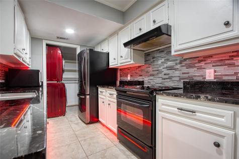 11811 Algonquin Drive Houston TX 77089