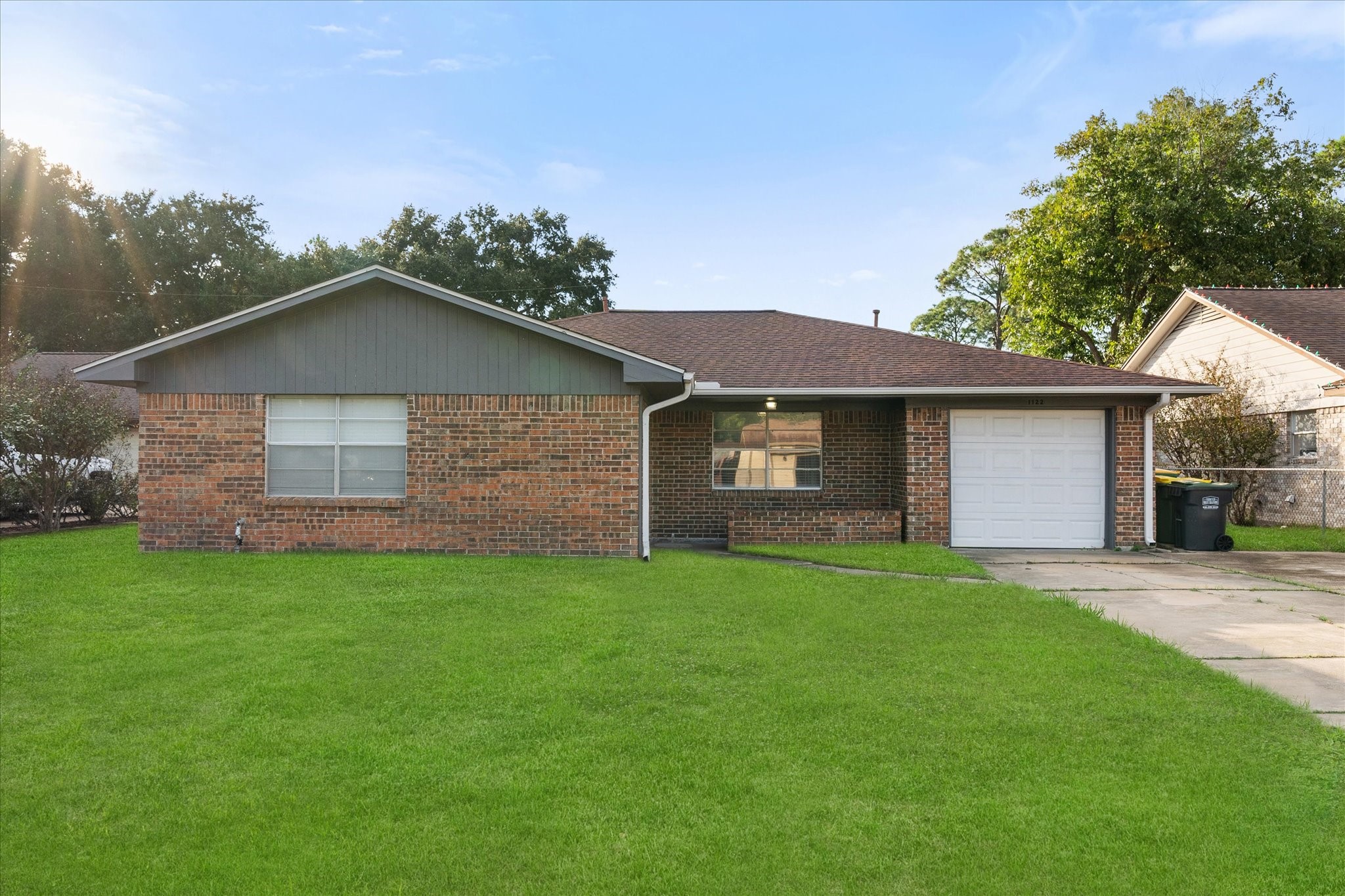 1122 Union Valley Drive Pearland TX 77581