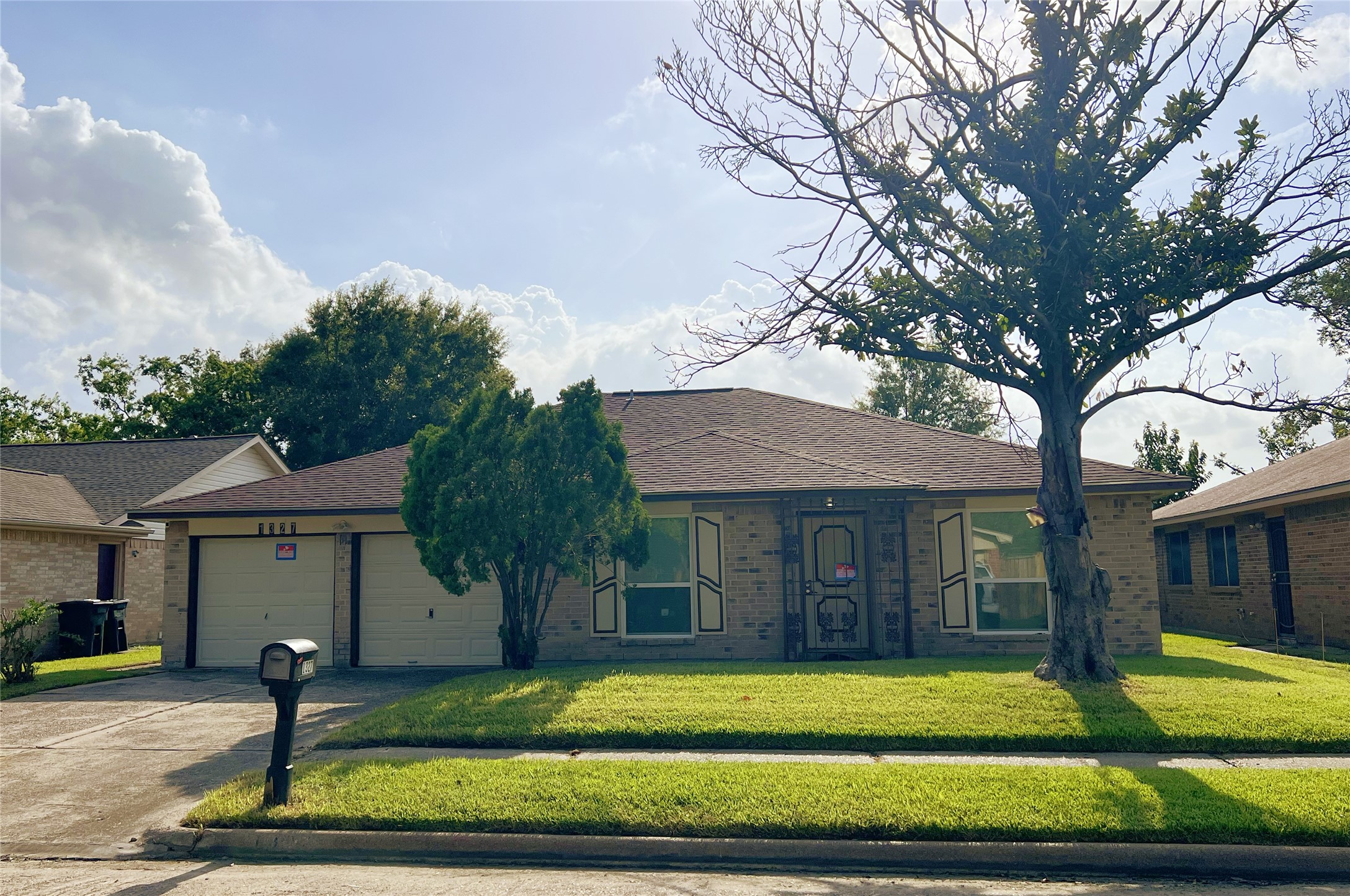 1327 Castle Glen Drive Houston TX 77015