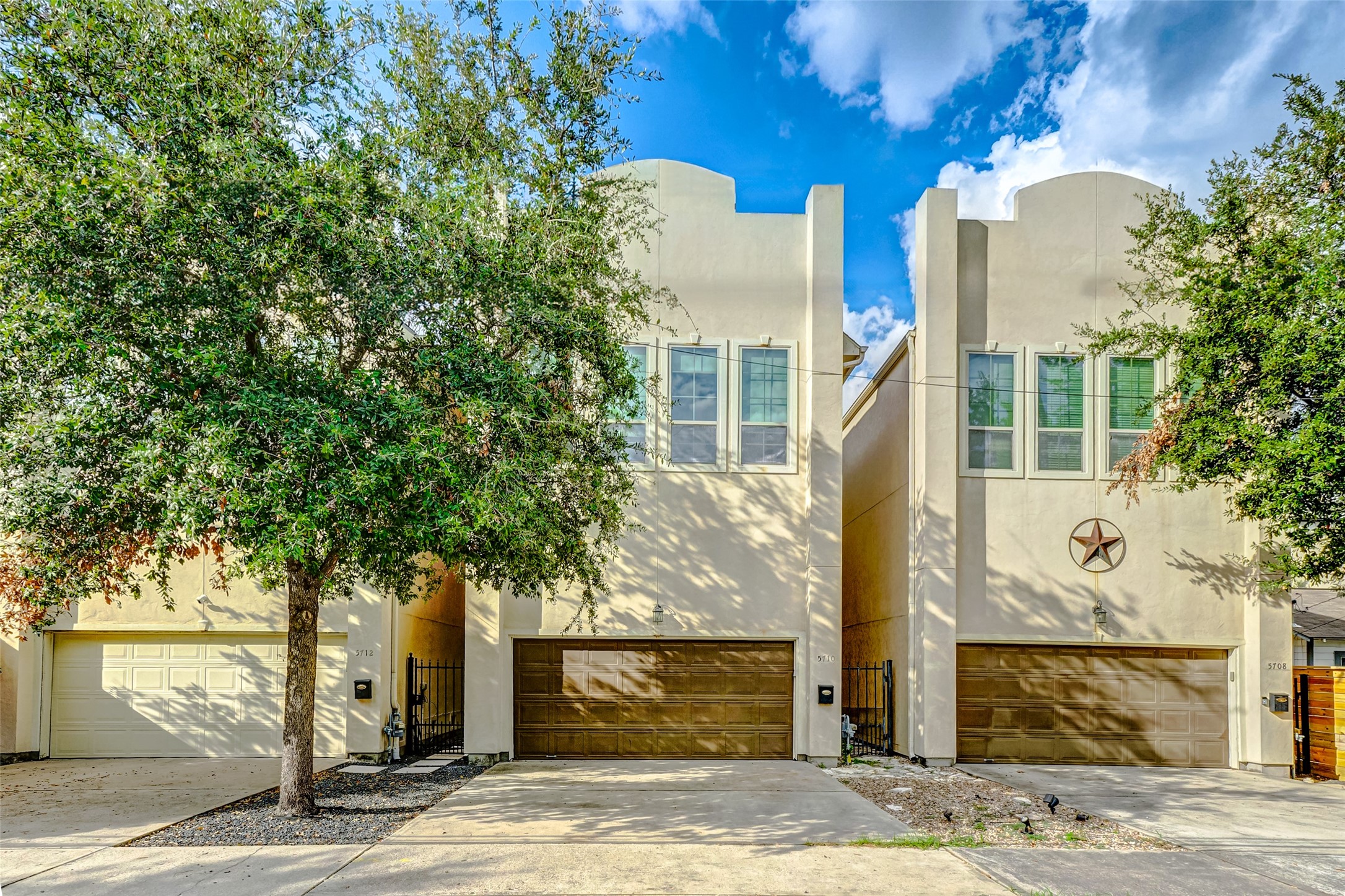 5710 Darling Street Houston TX 77007