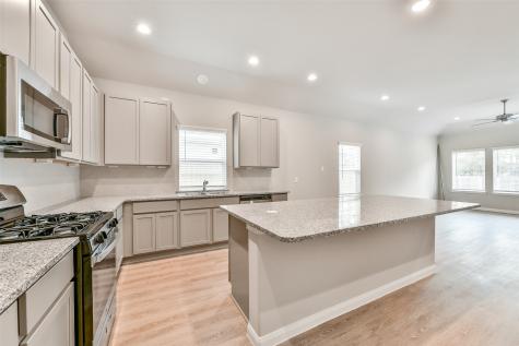 3911 Sugardale Street Baytown TX 77521