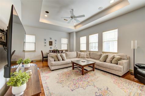 1718 W 25th Street Houston TX 77008