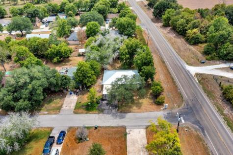 102 Leigh Anne Street Huntsville TX 77320